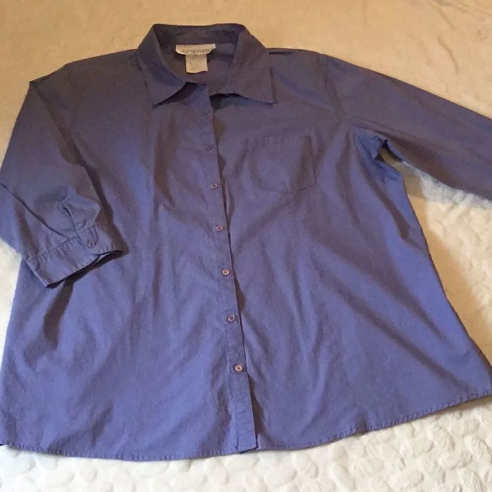 HOST PICK🎉🎉🎉Ladies maternity shirt in x-large from Motherhood
